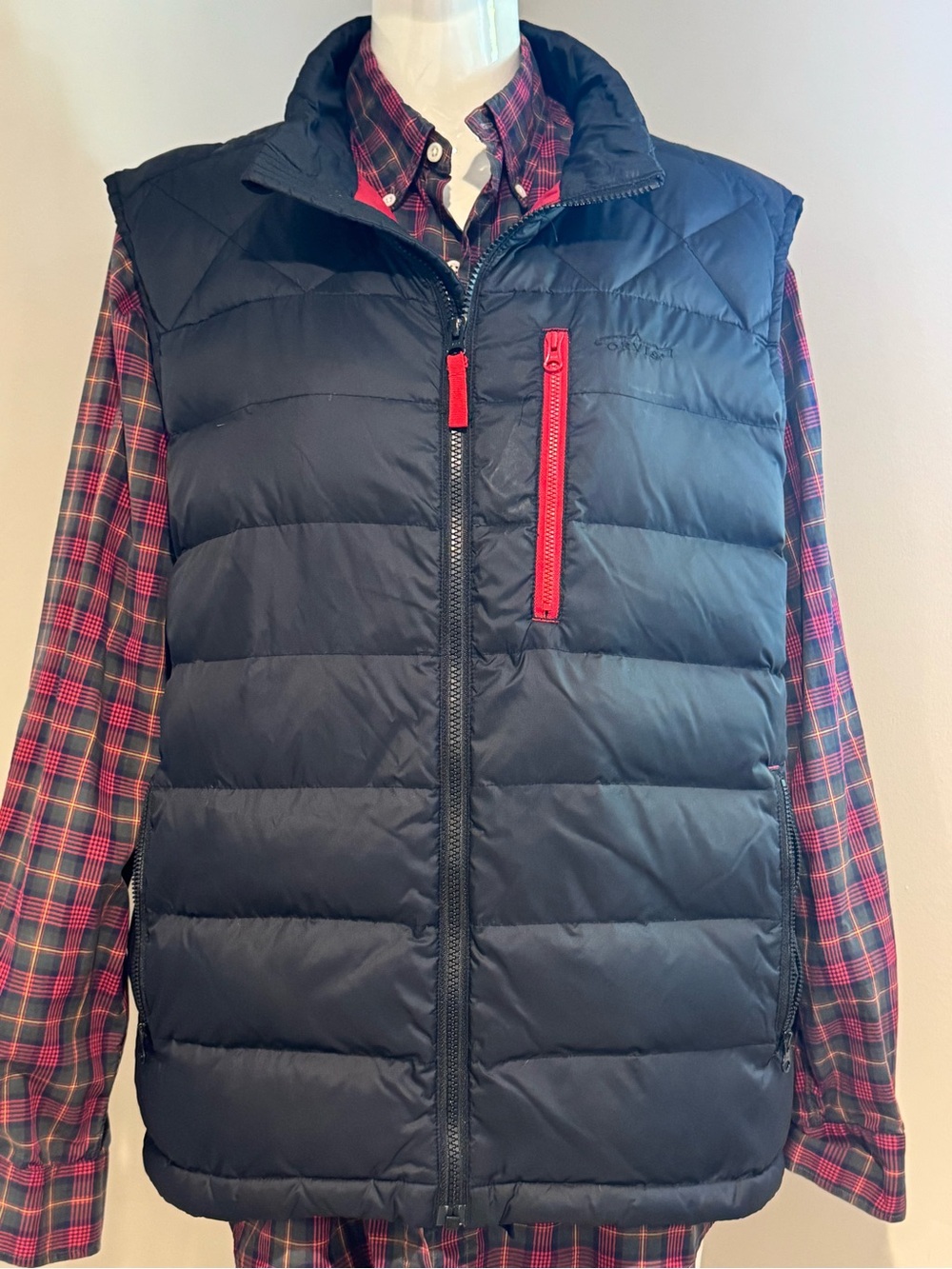 Orvis Trout Bum Men’s L Down Puffer Vest Black Red Fishing Outdoor